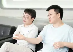 包含塔克-盖尔斯皮领衔表现，明尼苏达森林狼获胜的词条