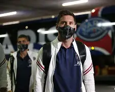 C7娱乐下载-巴黎圣日耳曼客场大胜，轻松摘下胜利(巴黎圣日耳曼比赛集锦)