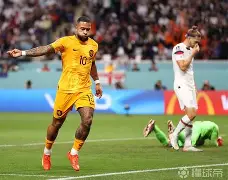 C7娱乐-关于鲁能客场不敌上港，佩莱绝杀破门，申花入主榜首的信息